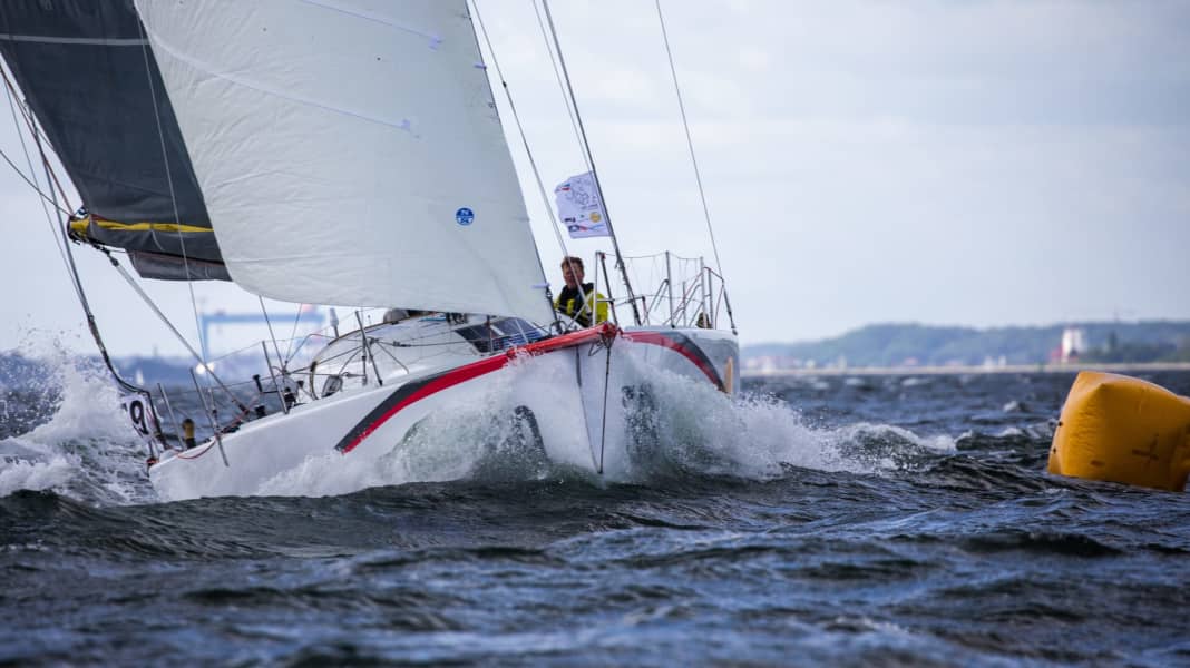 Baltic 500: Plucked fleet blown by the wind: "Red" pauses: "We bow to all those who continue to sail"