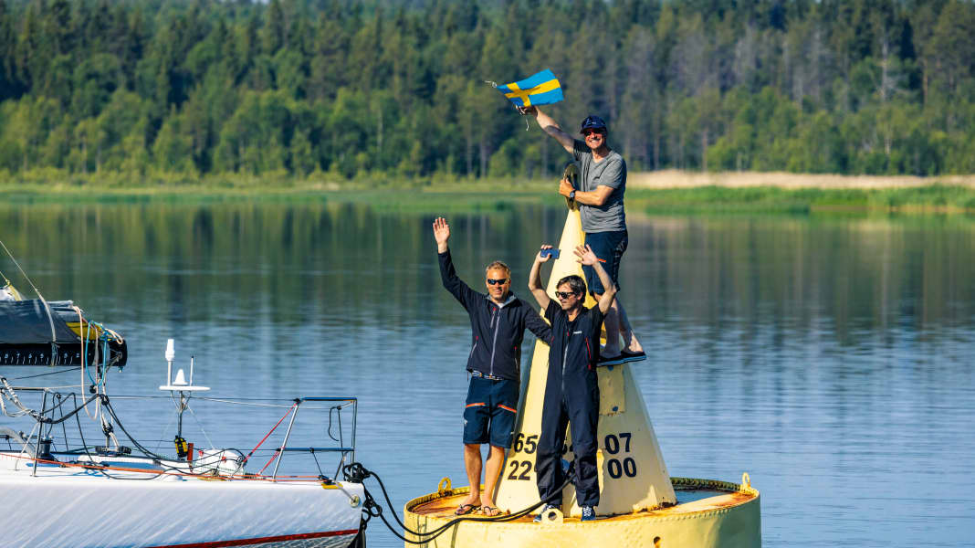 7th MidsummerSail: "Red" with new record: First in Töre: "The great thing is, you sail towards the light"