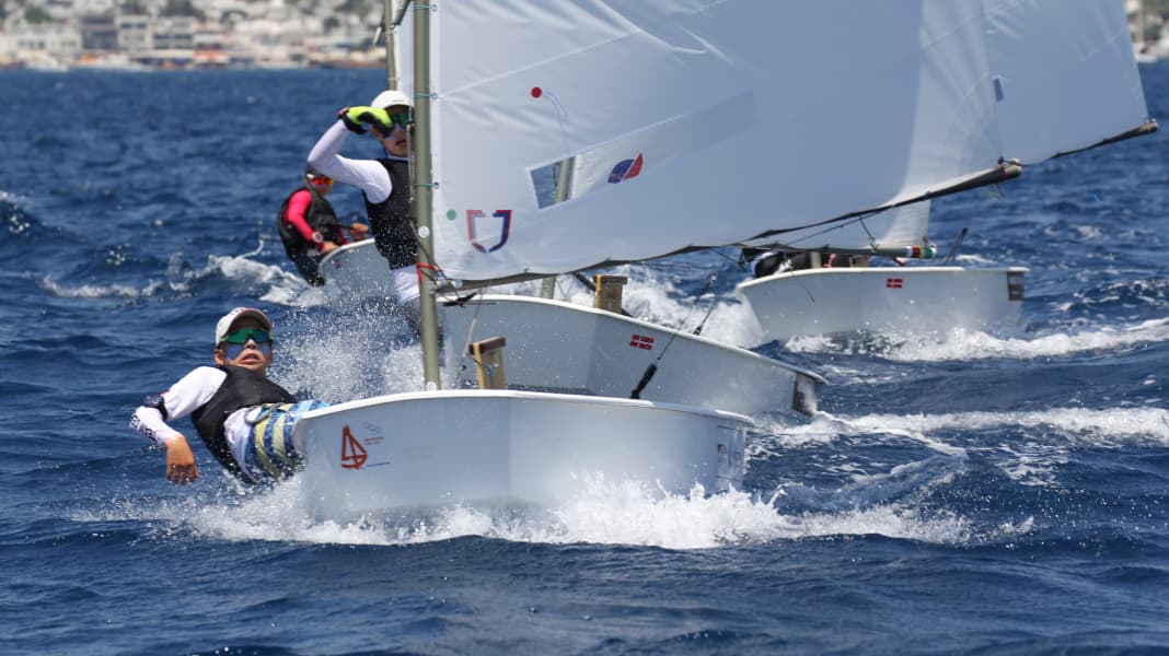 Opti-WM: Junge Segler kämpfen vor Bodrum um die Weltspitze