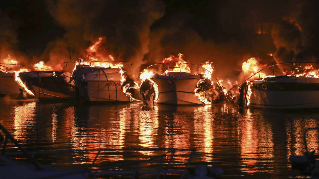 Croatia: 22 yachts destroyed after fire in Medulin harbour