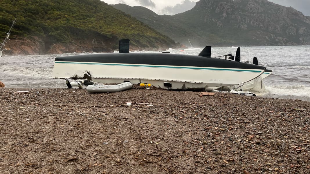 Tempesta sulla Corsica: il racconto di un armatore che ha perso il suo catamarano