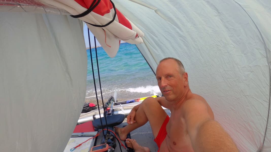 Catamaran de sport au long cours : avec le XCat d'Athènes à la Crète - "La limite supérieure pour les hommes et le matériel".