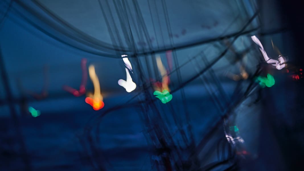 Interview: Can seasickness in sailors be treated with hypnosis?