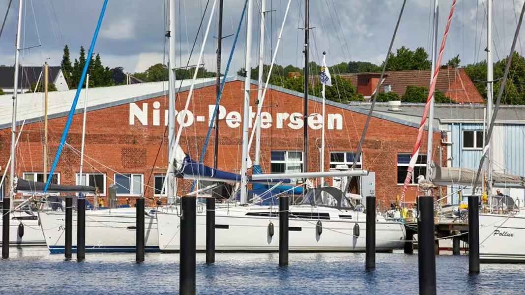 Un fabricant de ferrures sauvé : Nouveau départ pour Niro Petersen