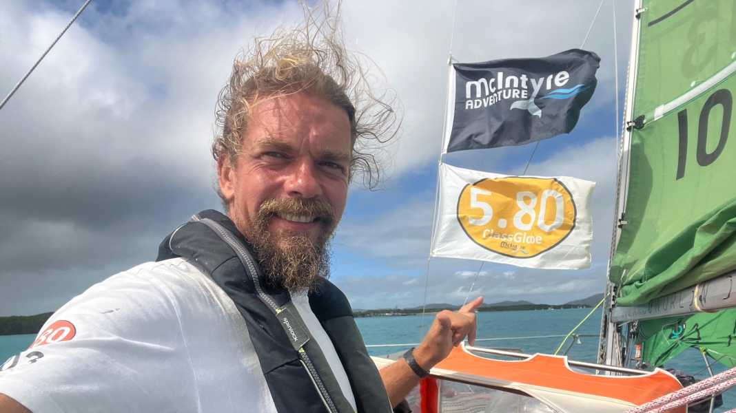 Mini Globe Race: Christian Sauer back in attack mode despite injuries