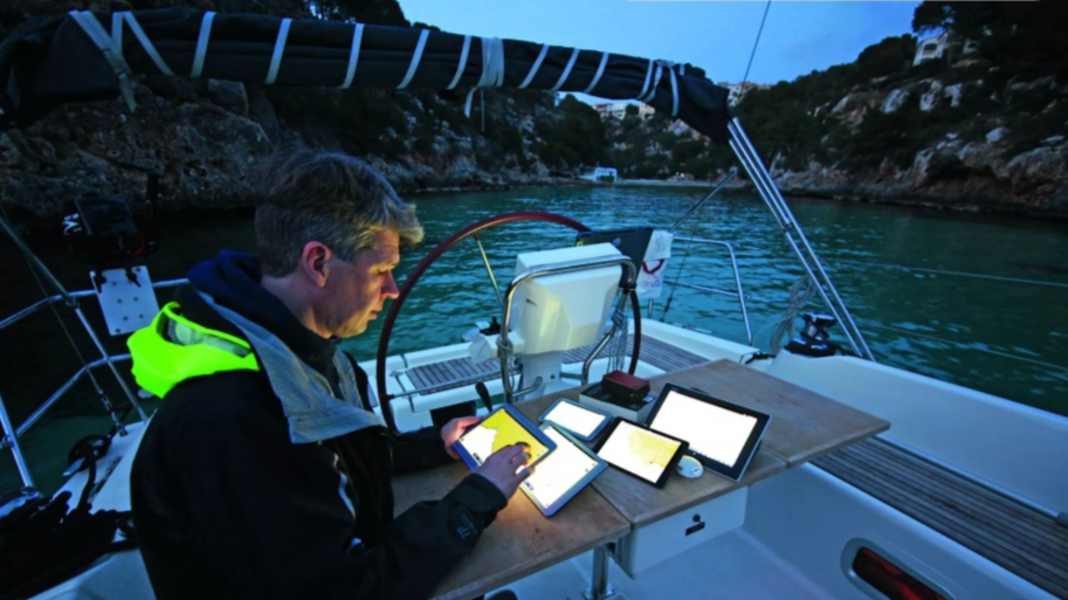 App per la navigazione: Le migliori app per la vita quotidiana a bordo e la pianificazione della crociera