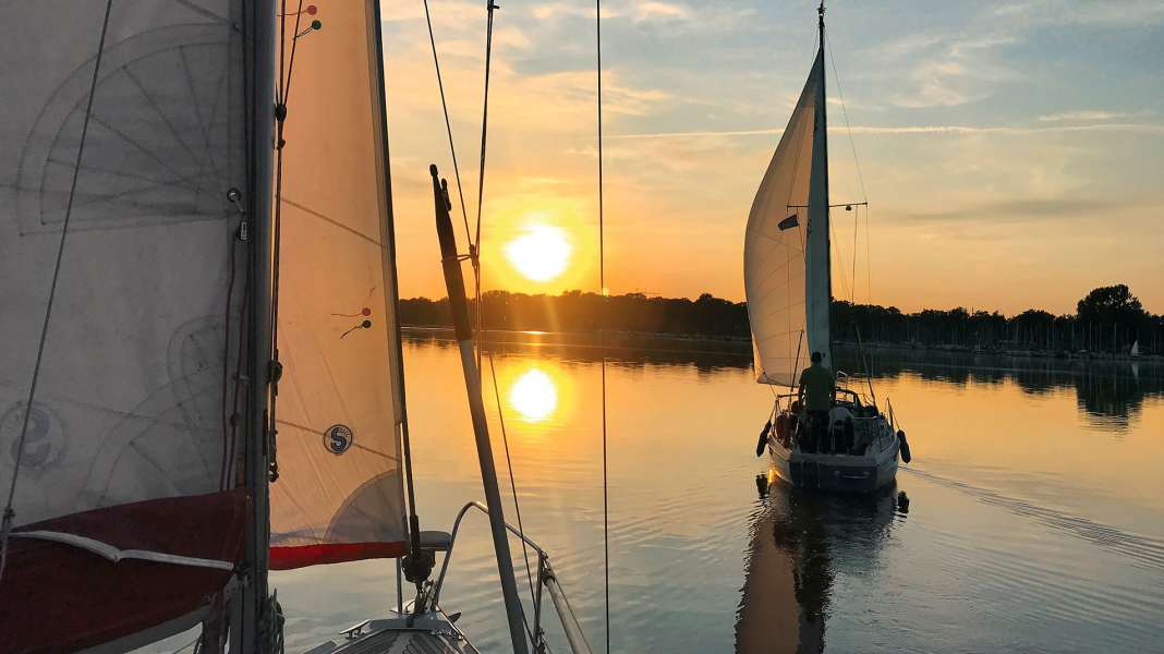 Steinhuder Meer : litige autour de l'interdiction de naviguer pendant un an pour cause de navigation nocturne interdite