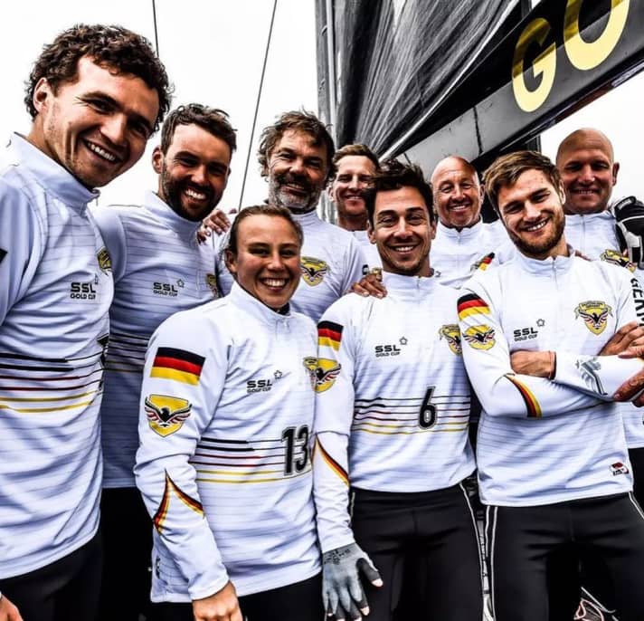 Team Germany lors d'un entraînement pour la SSL Gold Cup : le mélange de quelques-uns des meilleurs navigateurs olympiques allemands et de professionnels expérimentés du big boat fait l'attrait de la ligue et crée des ponts là où ils n'existaient souvent pas auparavant.