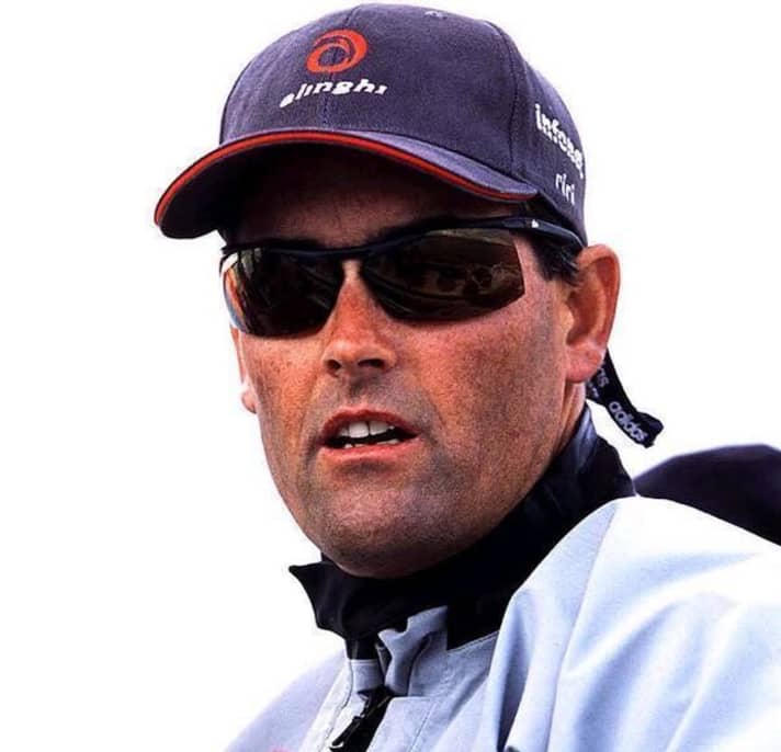   Coutts a remporté la Coupe 2003 avec Bertarelli et l'équipe Alinghi