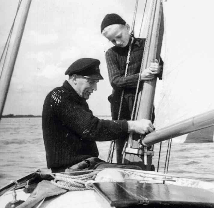 Enfant, il s'est fait pousser le pied marin sur l'Elbe lors de croisières avec son père : H. Baum