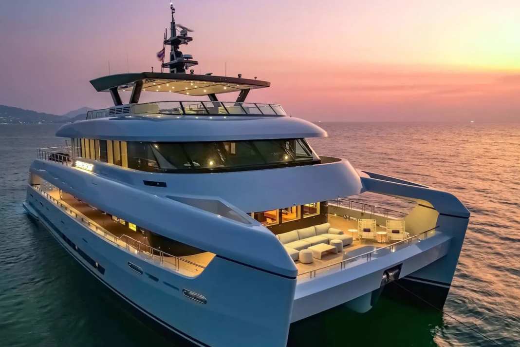 The 36 metre long Alukat bears the signature of Espen Øino