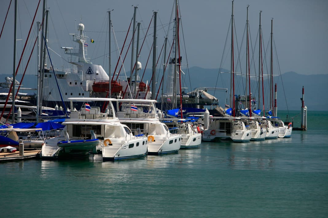 Bodo Müller spent a week travelling in Thailand on a charter catamaran.