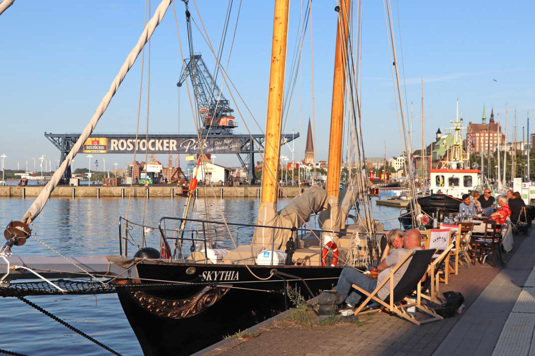 RostockWarnemünde Wo an der Warnow frischer Wind weht BOOTE