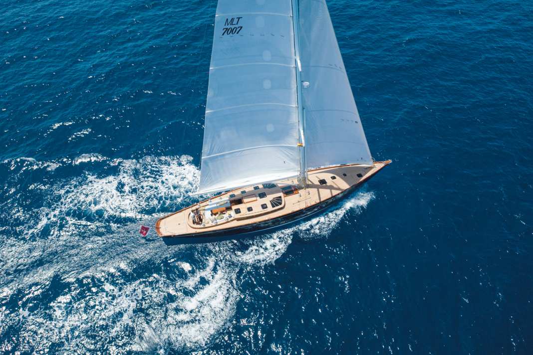 Spirit 72: The 22-metre-long wooden slup is classically modern