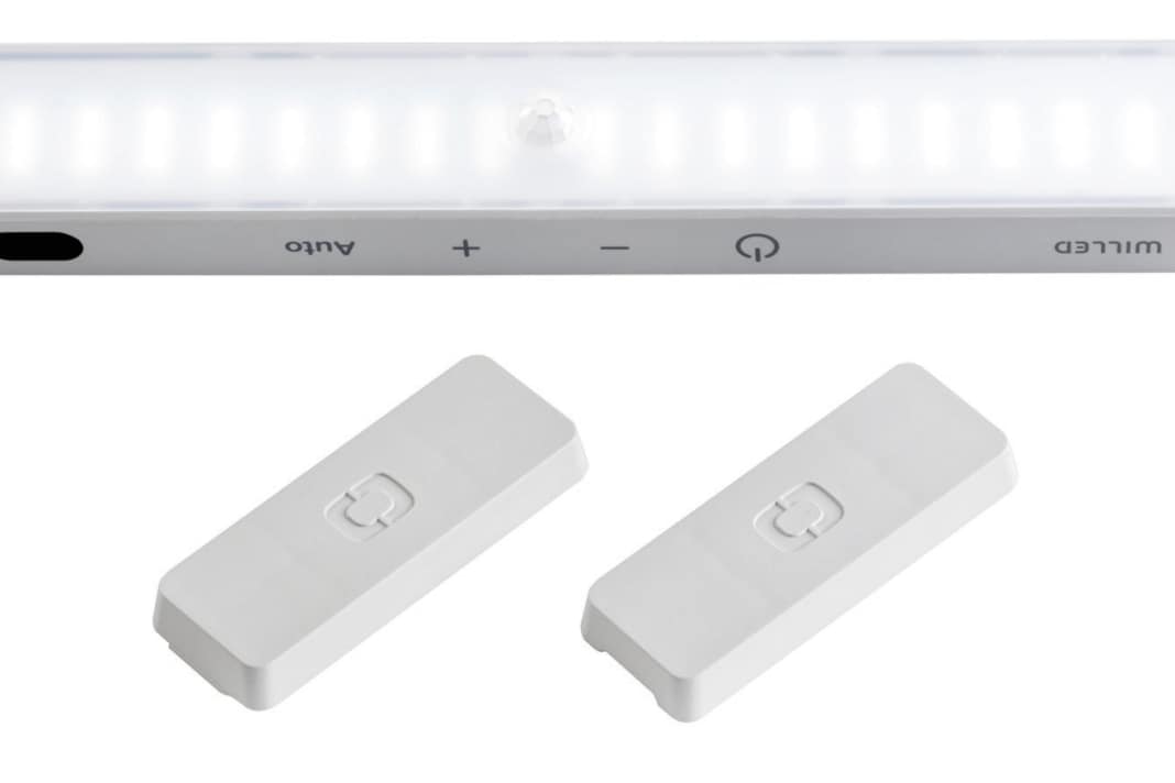 Flexible battery light from Osculati
