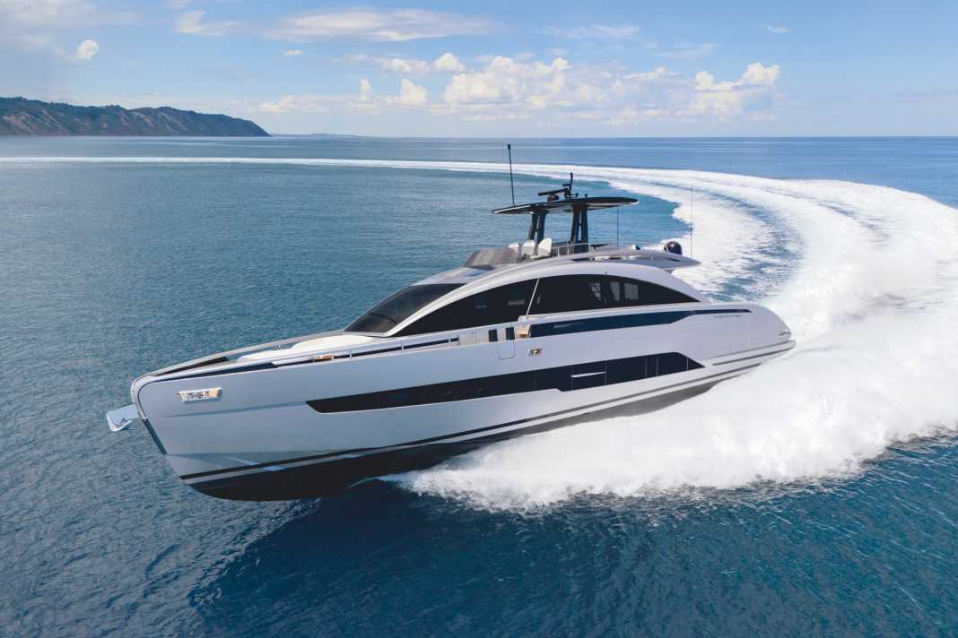 As a shipyard group, Ferretti is presenting the brand new 23.98 metre Pershing GTX 80, among other things
