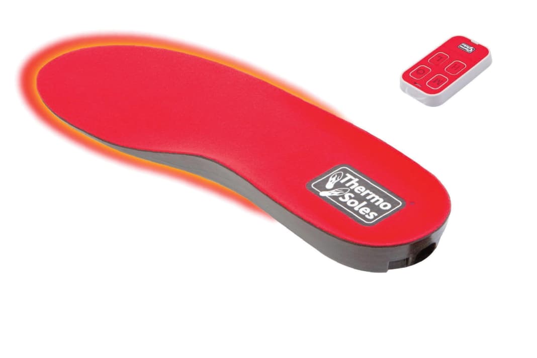 La variante Thermo Soles 3D sans fil est dotée d'une télécommande.