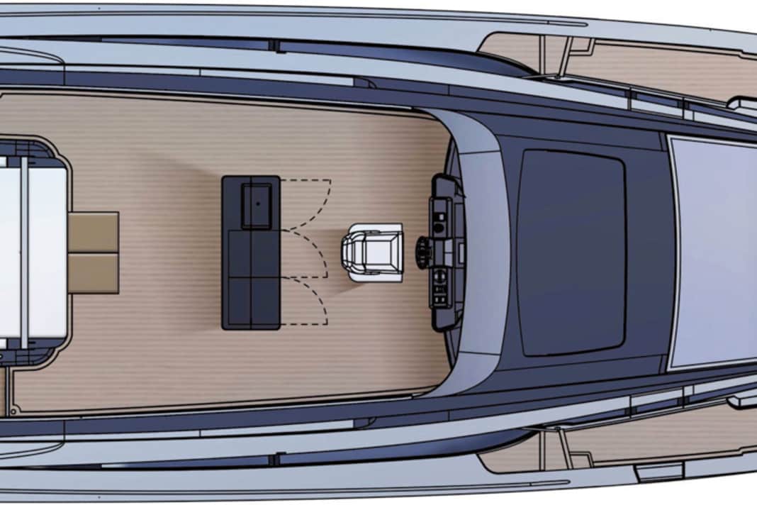 The owner of construction number 1 opted for three captain's chairs at the fly steering position. An outdoor galley is located aft.