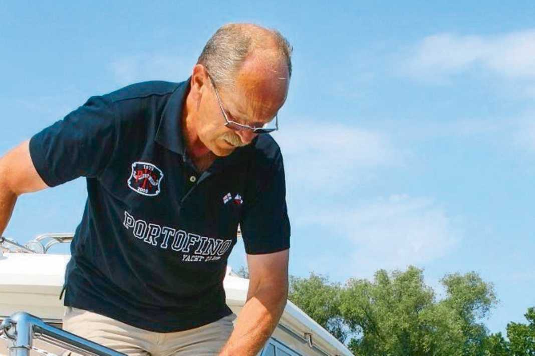 These clips allow fenders to be attached quickly and ...