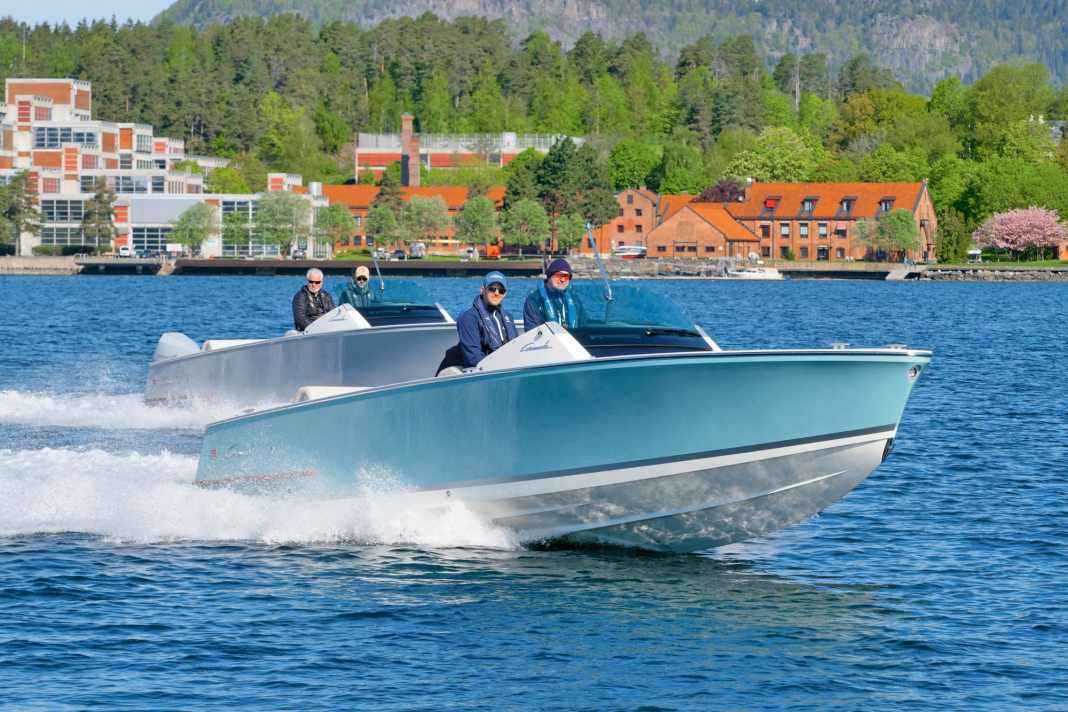 The same fuselage, but available with two different drive options.