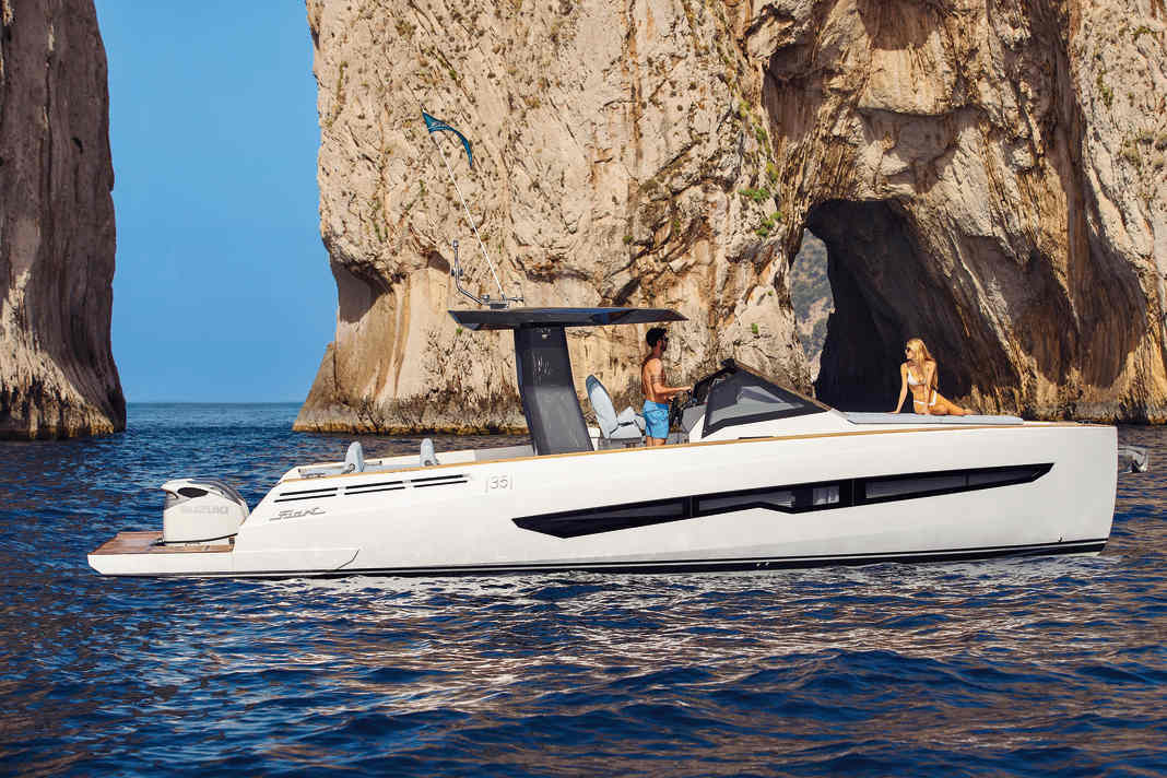Neben Booten von Fiart Mare (im Bild) sind auch Modelle von Fountaine Pajot, Dufour und Italyure im Angebot