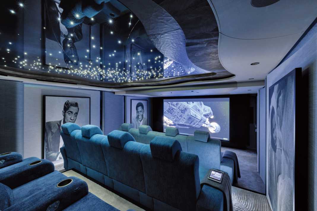 Regarder des films sous un ciel étoilé