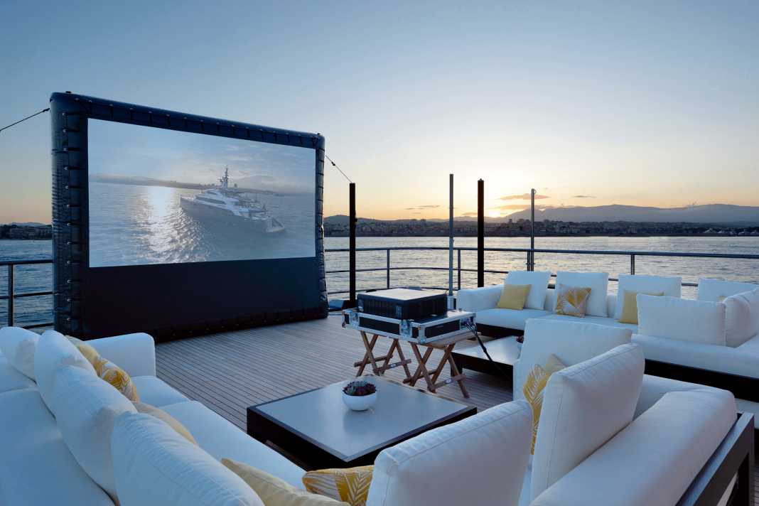 An air compressor conjures up an impressive canvas on the bridge deck.