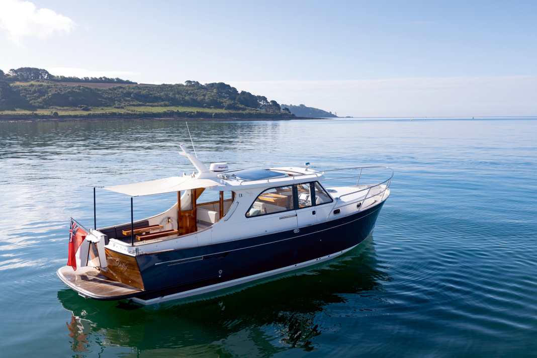 Mit kurz über zehn Metern Bootslänge ist die Duchy 35 eine eher kleinere Vertreterin ihrer Gattung.