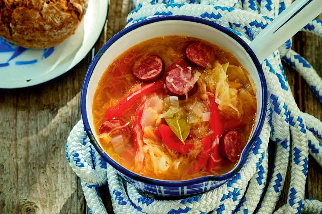 Cabanossi cabbage pot