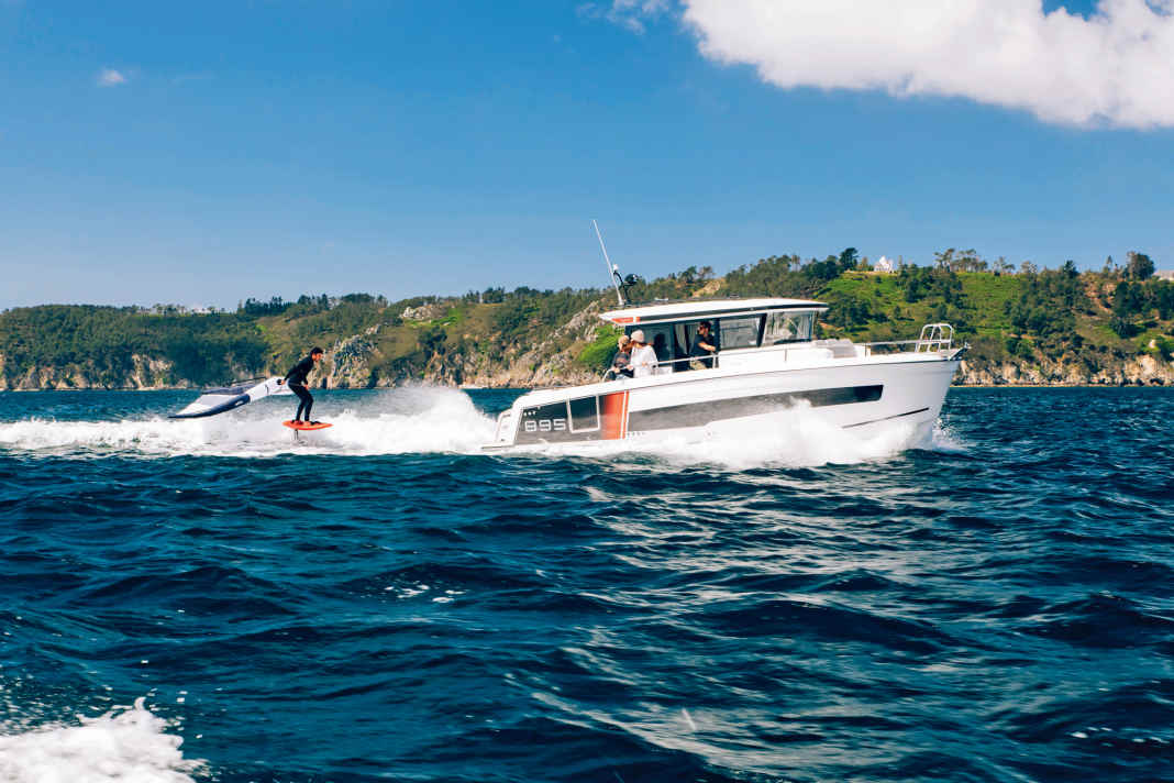 The Merry Fisher is economical when travelling at a good 22 knots. This gives a range of 171 nautical miles plus 15 per cent reserve.