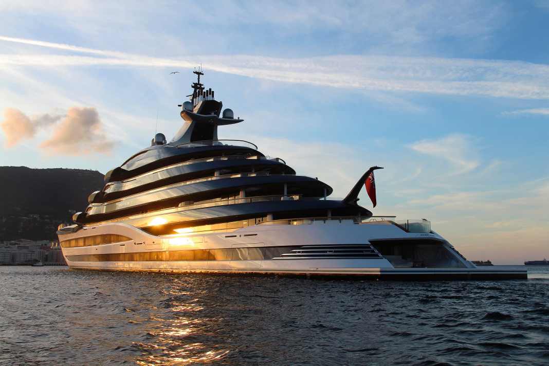 Top 200 motor yachts: 23 new entries, ten of which are over 100 metres long.