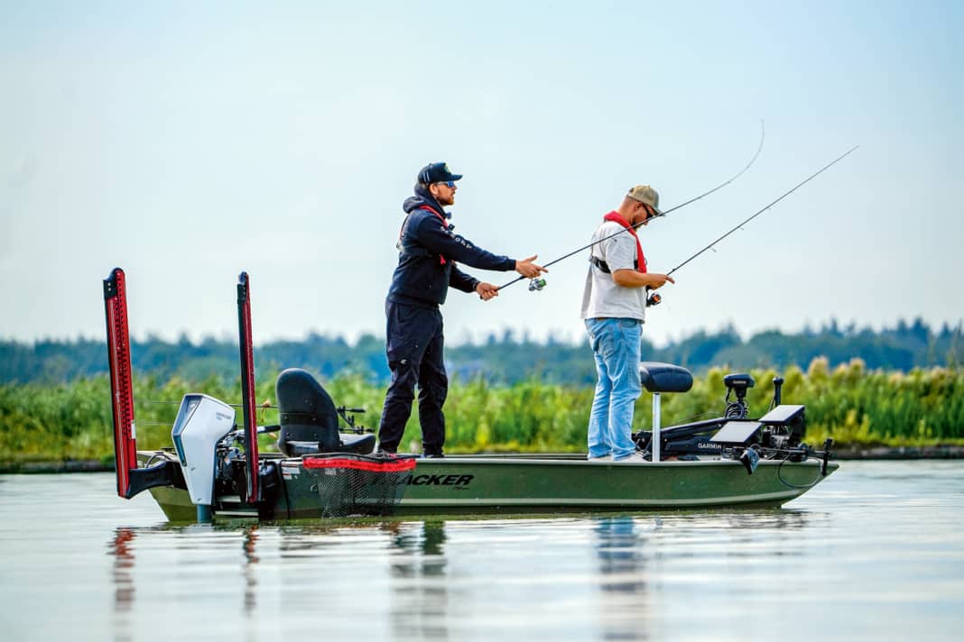 Fishing for zander in the Netherlands: electric fishing on the Slotermeer.
