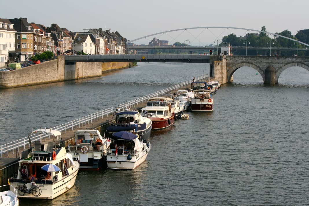 In the border region between the Netherlands and Belgium: On the Willems route through the province of Limburg