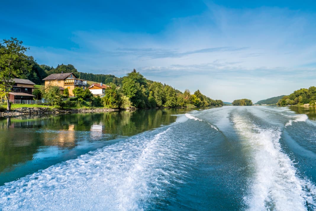 Die Donau beeindruckt durch  viel Natur, die im frei fließenden Teil ihren Höhepunkt erreicht. Wunderbare Altstädte ergänzen  den Genuss