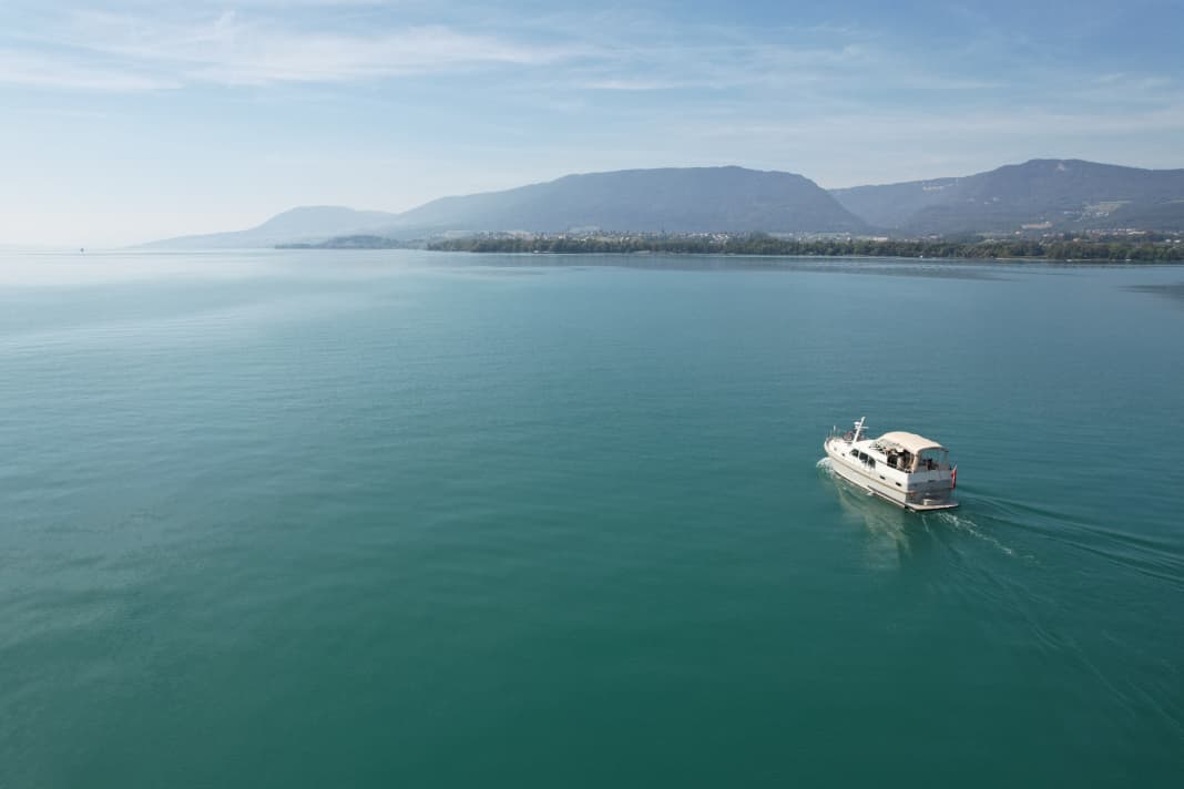 Our charter yacht on Lake Neuchâtel