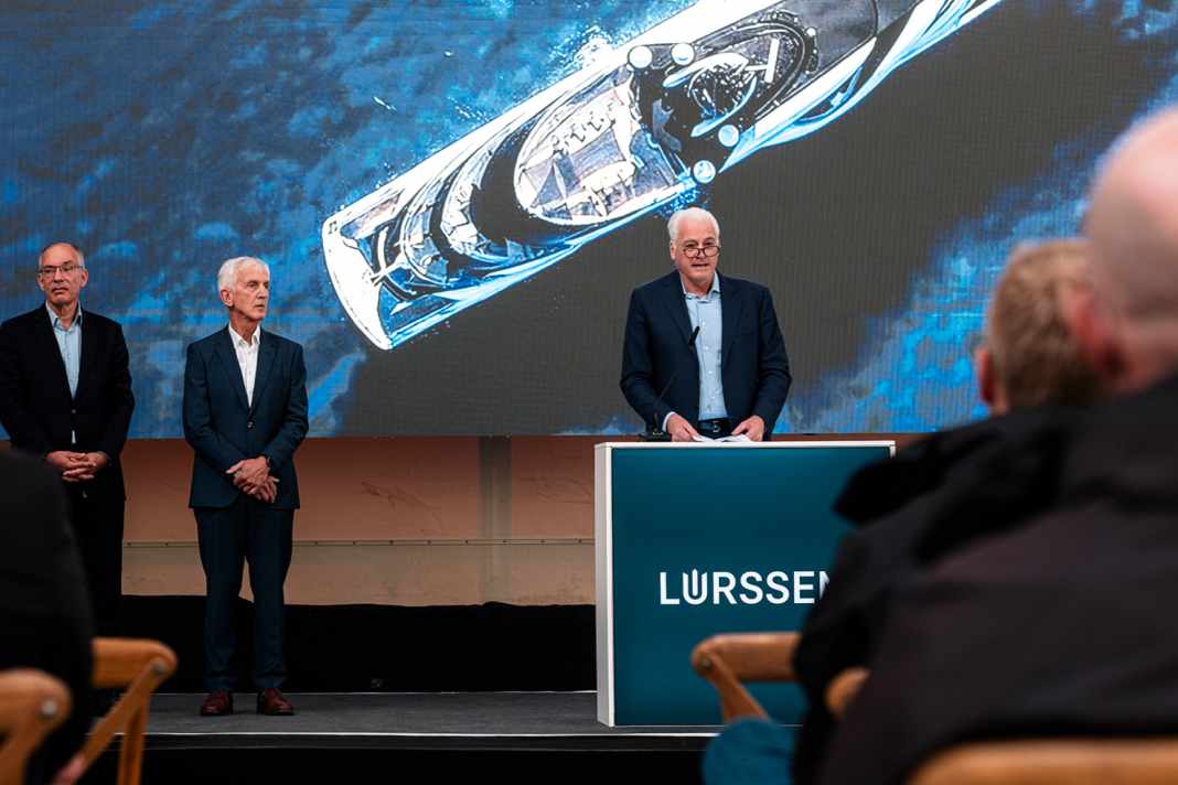 A top priority: Peter Lürßen announces a major investment programme.