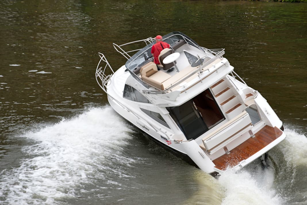 Galeon 340 Fly