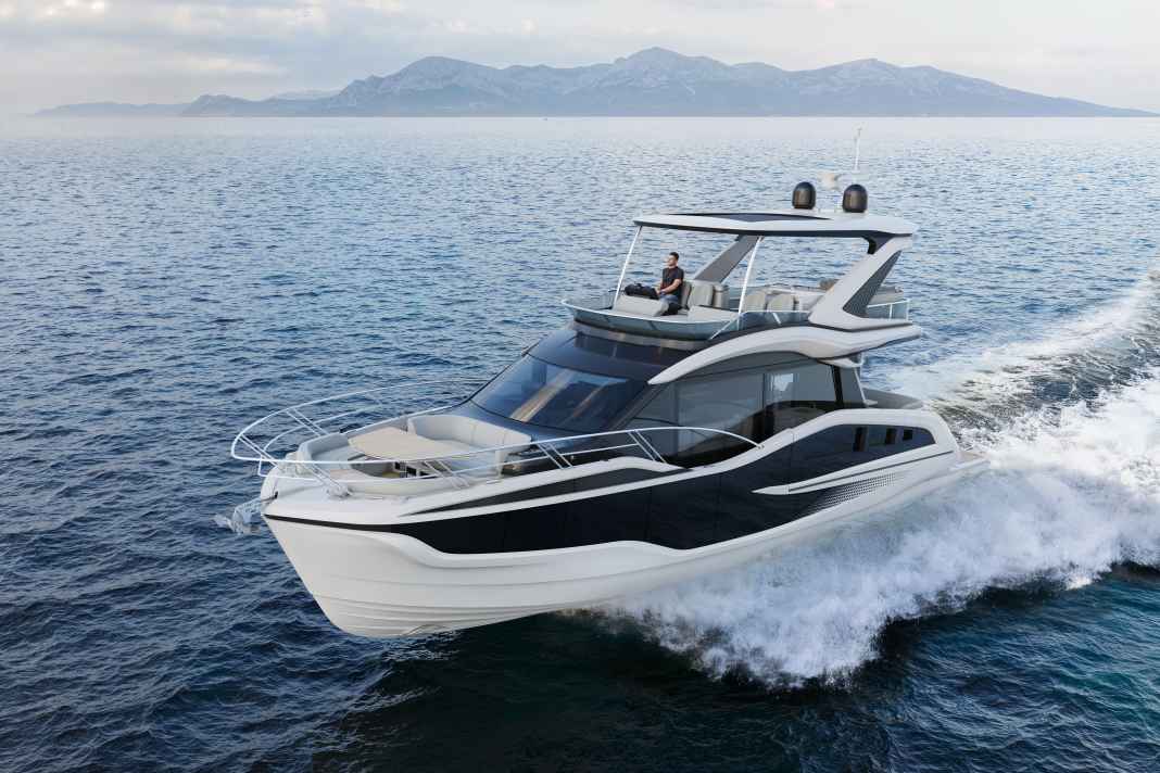 The Galeon 520 Fly has been completely redesigned for the second generation.