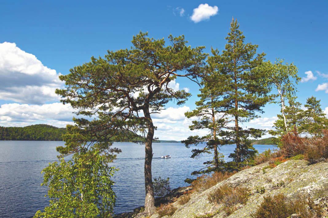 Dalslandkanal: der See Stora Lee.