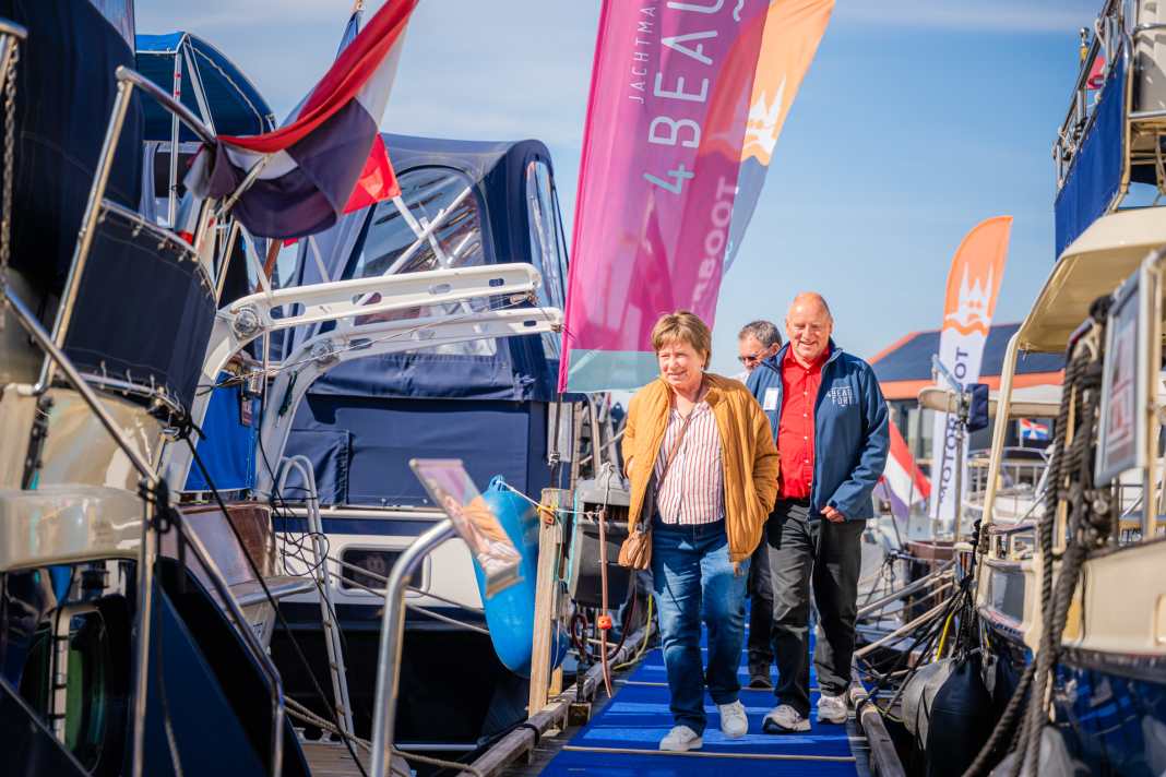 Free admission to Motorboot Sneek.