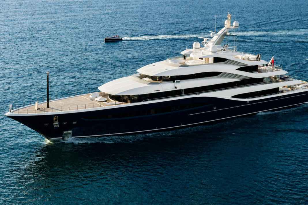Flagship: At 88 metres, "Angelique" is the shipyard's largest yacht.