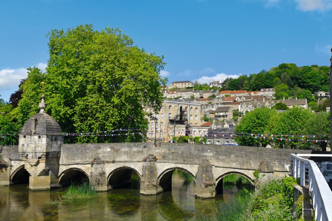 The starting point of our cruise is Bradford-on-Avon with its historic town centre