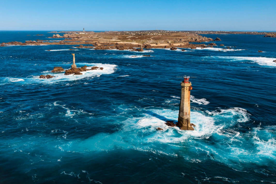 Leuchttürme rings um die Ile d'Ouessant trotzen der See und weisen den Weg durch die zahllosen Untiefen