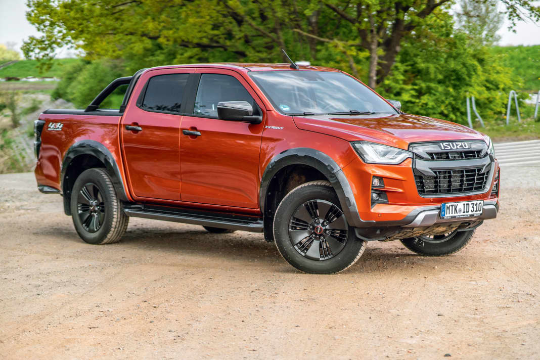 Auto zum Boot Wie gut ist der Isuzu DMAX als Zugfahrzeug? BOOTE