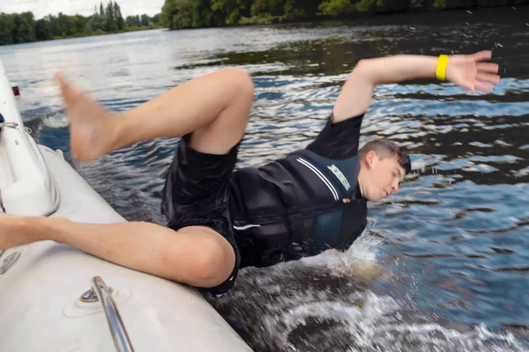 A moment of panic: the skipper or a crew member loses their balance and goes overboard: