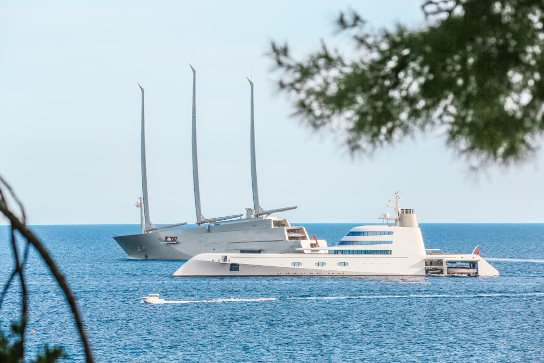 Platz 1 - Das Yachtpärchen A & A von Stardesigner Philippe Starck gehört zu den ausgefallensten Entwürfen der Welt