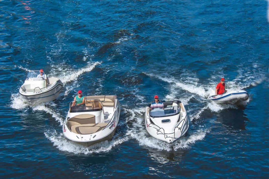 Was geht mit 15 PS: vier Boote im Vergleich