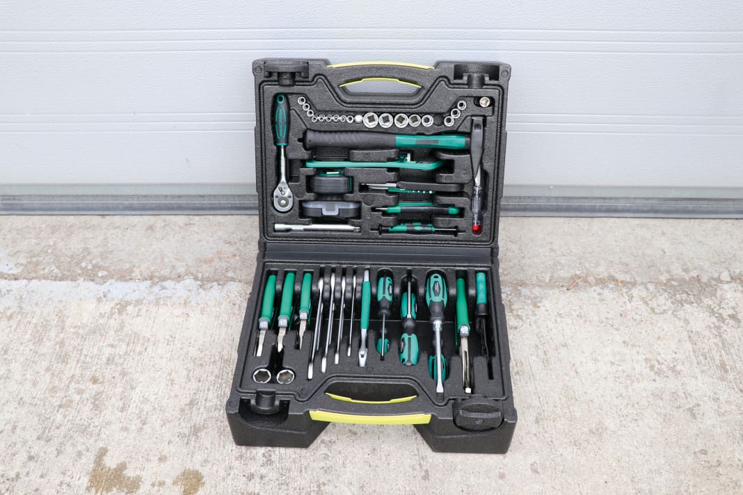 Der schwimmfähige Koffer aus Styropor ...