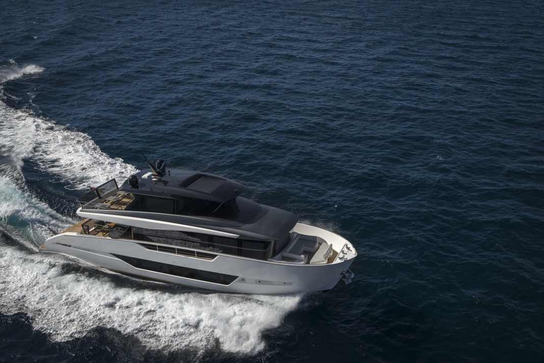 The maximum speed is just under 24 knots