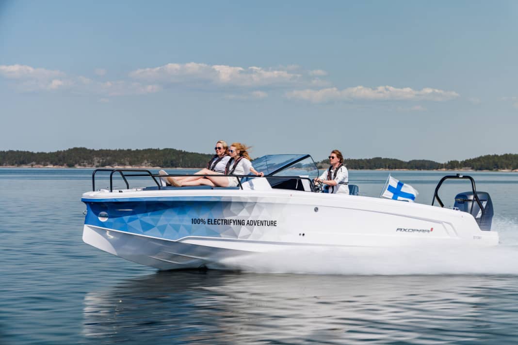 Die Axopar 25 Electric Prototyp